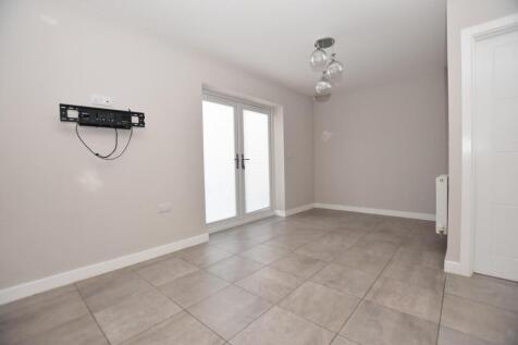 family room &amp; dining area.jpg