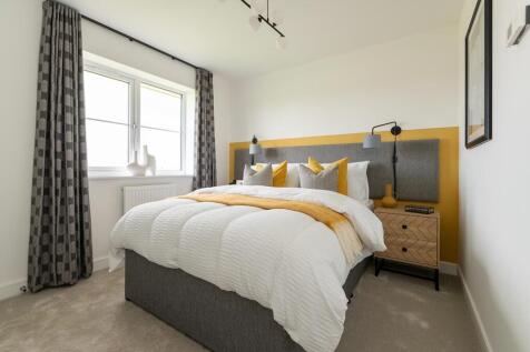 Double main bedroom