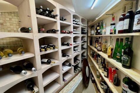 wine store.jpg