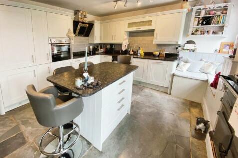 db93bc10-Kitchen.jpg