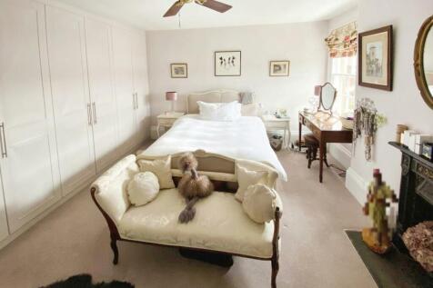 3d6885b5-Bed 201.jpg