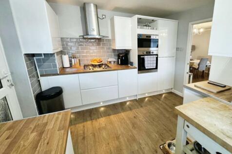f3b5a425-Kitchen3.jpg