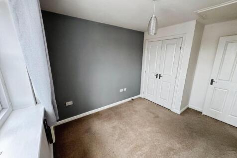 d2ac2b33-Bedroom 20One.jpg