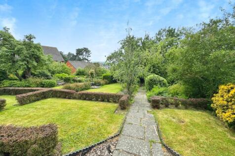 5ec63d20-Communal 20Garden.jpg