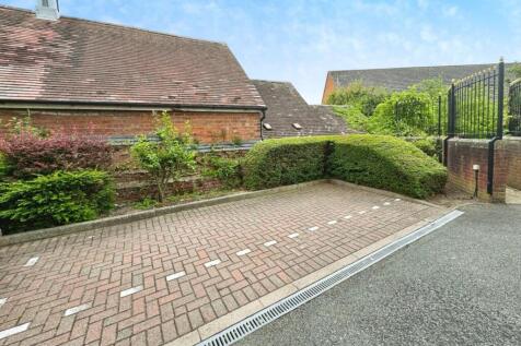 294399ed-Parking 20Space.jpg