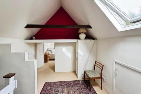 Loft Room.jpg