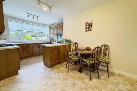 Breakfast Kitchen.jpg