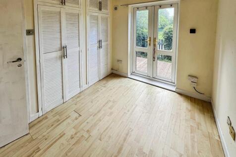6292da4a-Bedroom 20Two.jpg