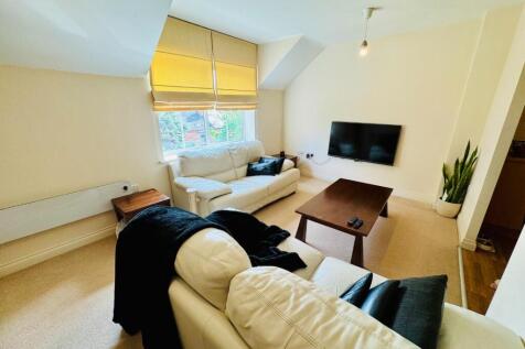 Living Room.jpg