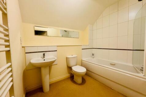Bathroom.jpg