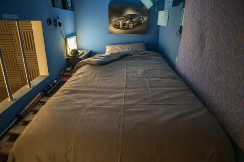 Sleeping Area...jpg