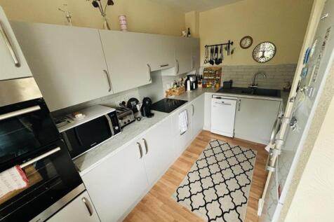 Kitchen OH...jpg