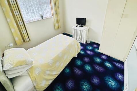 Bedroom Two.jpg
