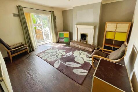 8bac936d-Living 201.jpg