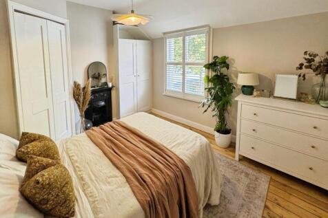 Bedroom One.jpg