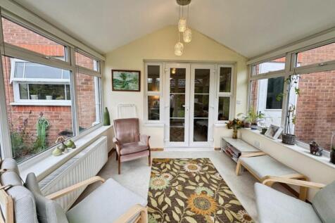 Garden Room.jpg