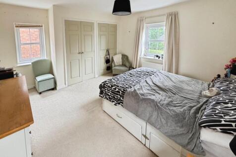 Bedroom One.jpg