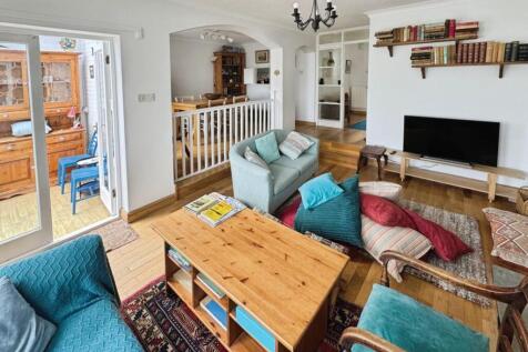 Living Dining Room.jpg