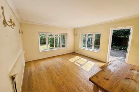 Sun Room.jpg
