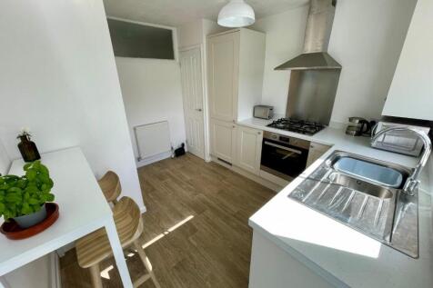 Kitchen3.jpg