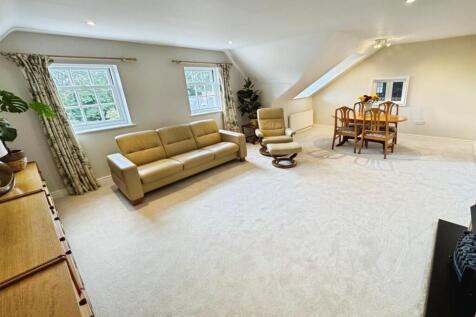 Living Dining Room.jpg