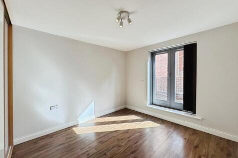 a3a0ccba-Bedroom.jpg