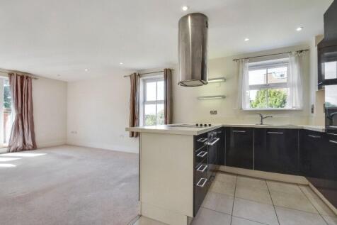 Kitchen/Living Area