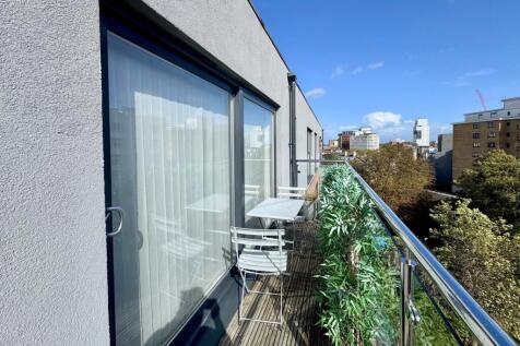 Property Image 12