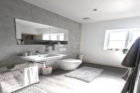 Bathroom1
