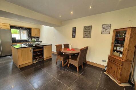 Kitchen/Diner-2nd