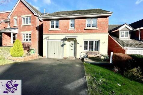Garage/Driveway