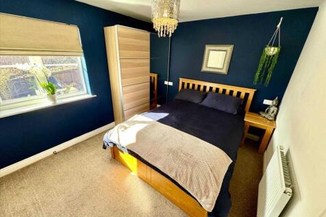 Bedroom 2 (Third