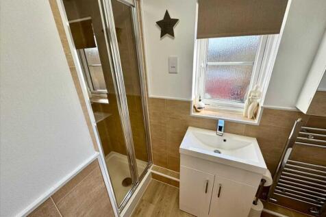 En Suite (Third