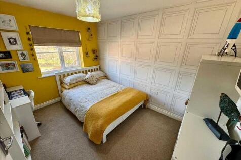 Bedroom 2 (Third