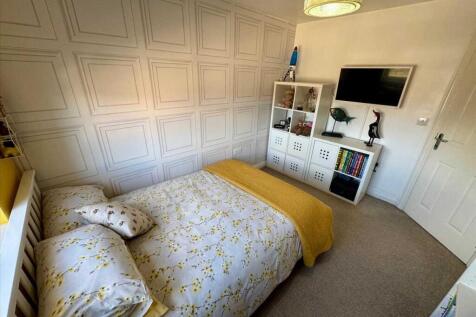 Bedroom 2 (Third