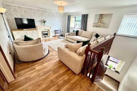 Lounge (First Floor)
