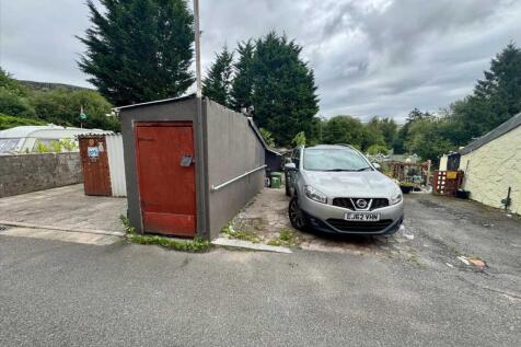 Parking To The Front