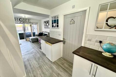 Lounge/Kitchen