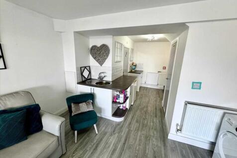 Lounge/Kitchen