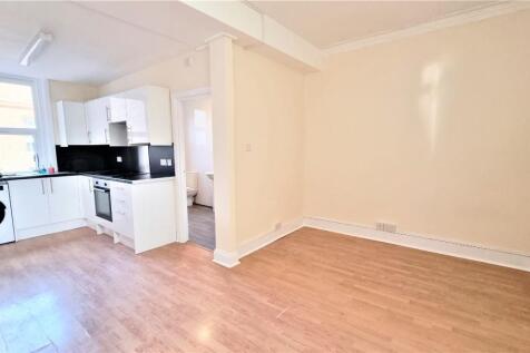 Living Area/Kitchen