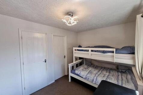 Bedroom 2 .jpeg