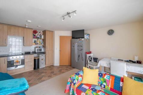 living room 2.jpg