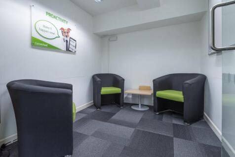 105_Vicarage_Lane_E15.jpg