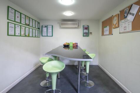 155_Vicarage_Lane_E15.jpg