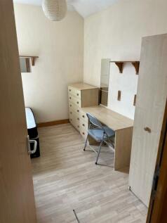 09-Bedroom_3-0001.jpg