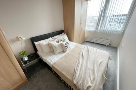 One Park West7