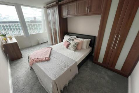 One Park West8