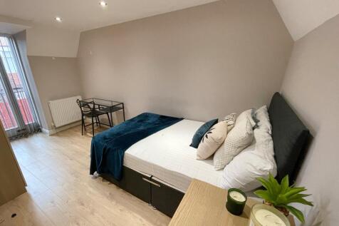 6 Markden Mews