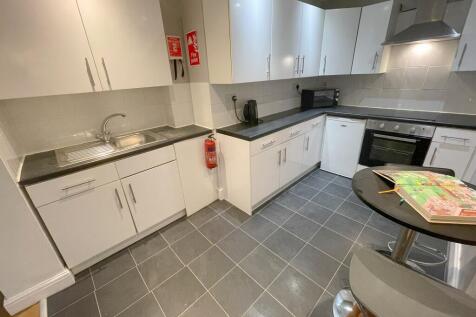 Flat 6, 31 Falkner3