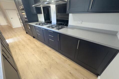 135A Kensington11